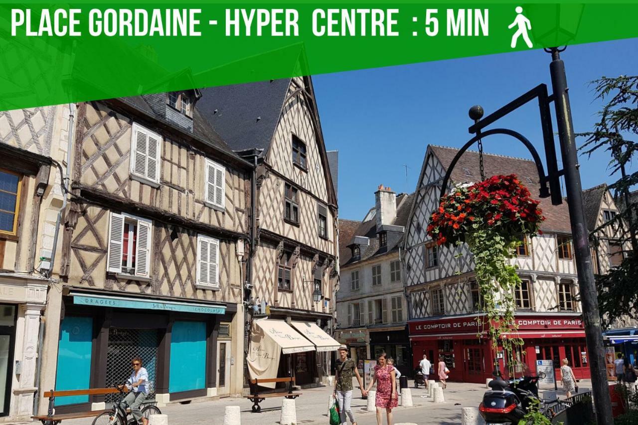 Puits De Jouvence, Au Coeur Des Commerces Bourges Exterior photo